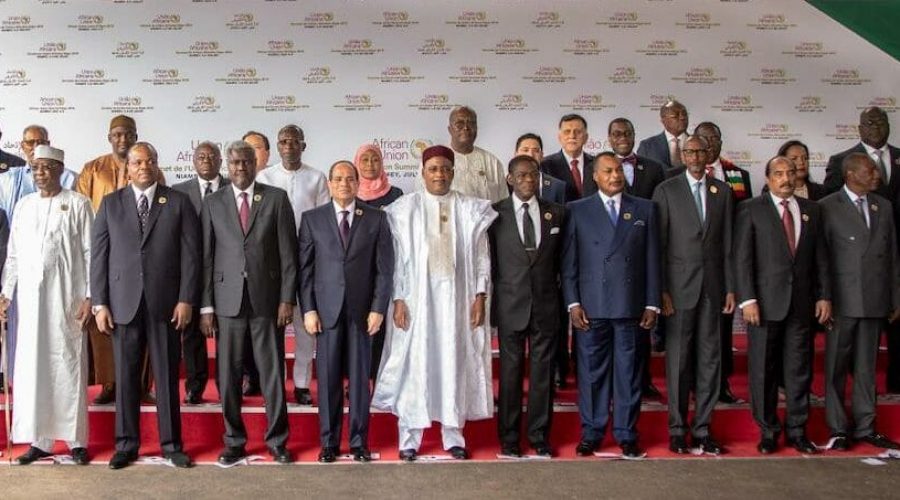 36955-ausummit_groupphoto 36955-ausummit_groupphoto